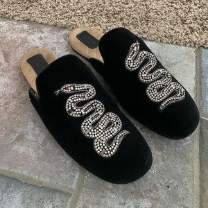 GUCCI Velluto Marmara Rhinestone Snake Ballerina Flats / Slides | Black : 42